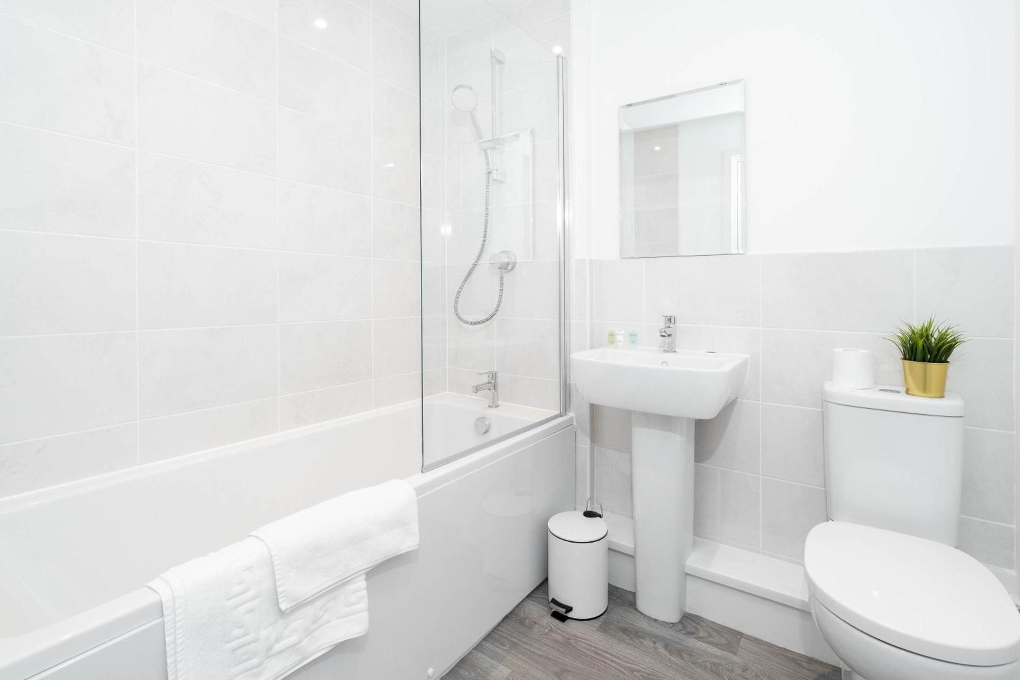 Apartment In Selly Oak - Parking Included 20Cc Birmingham Extérieur photo